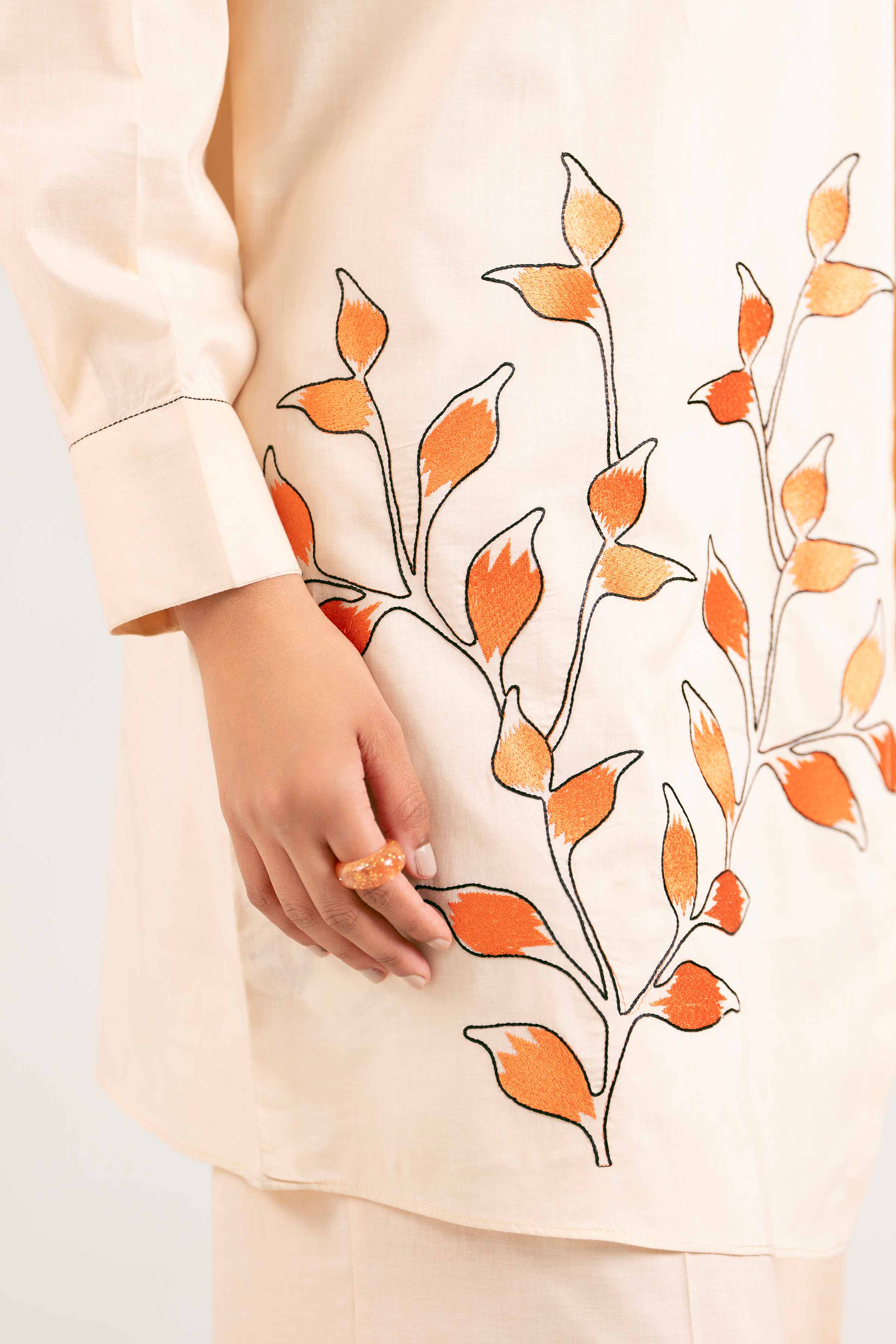 2 Piece - Embroidered Suit - AS25-40 - Image 8