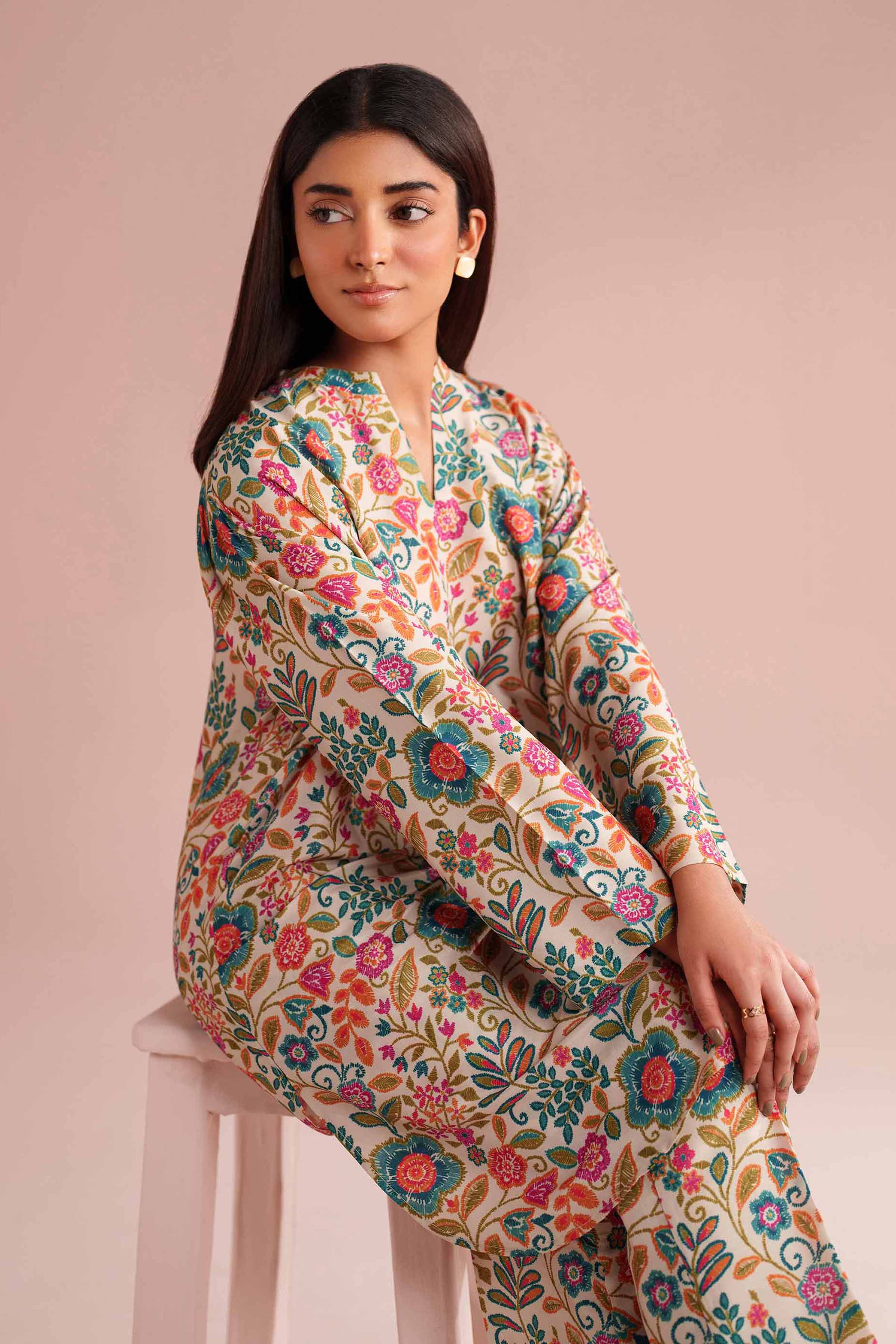 2 Piece - Printed Suit - PE26-16 - Image 3