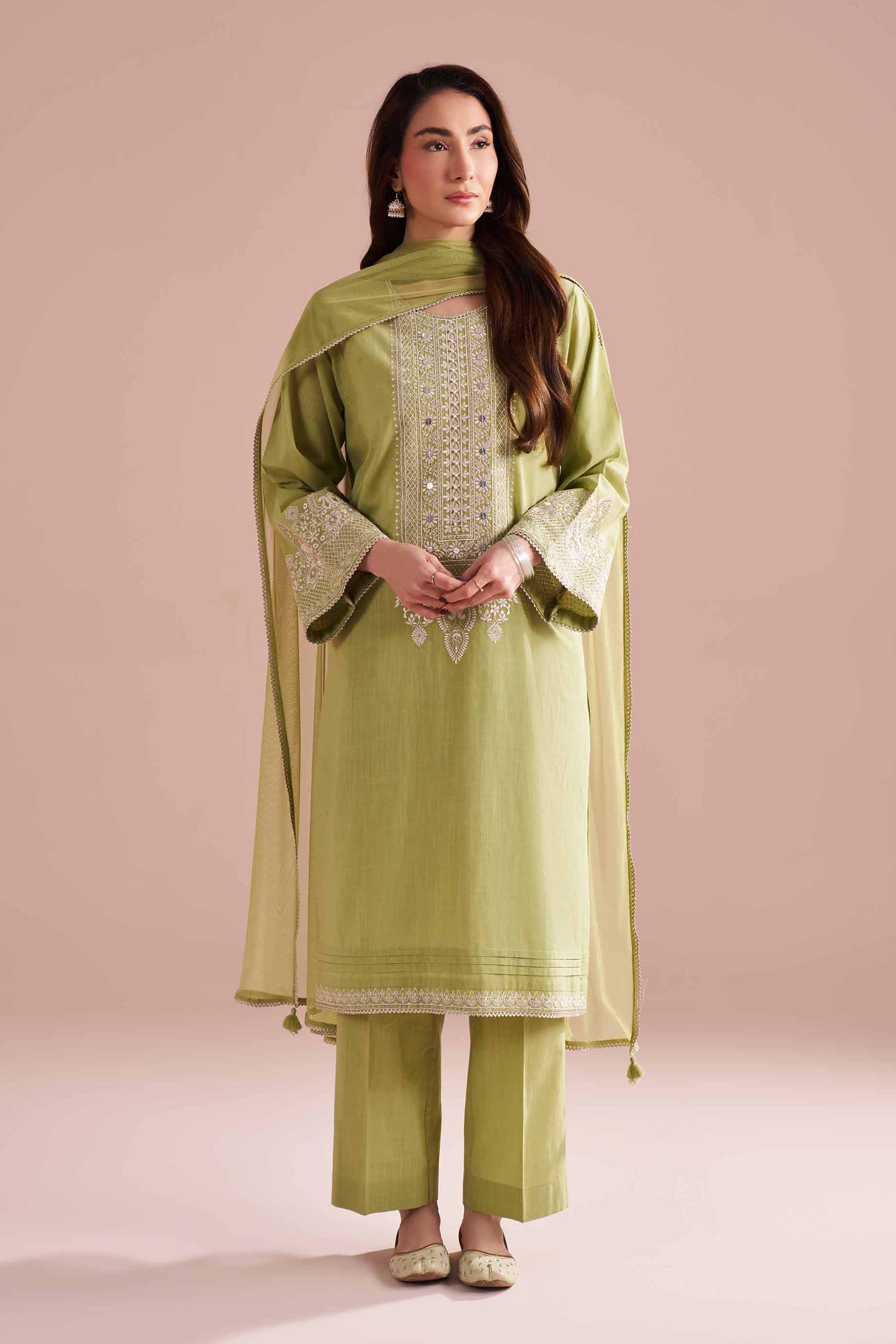 3 Piece - Embroidered Suit - PE26-323 - Image 4